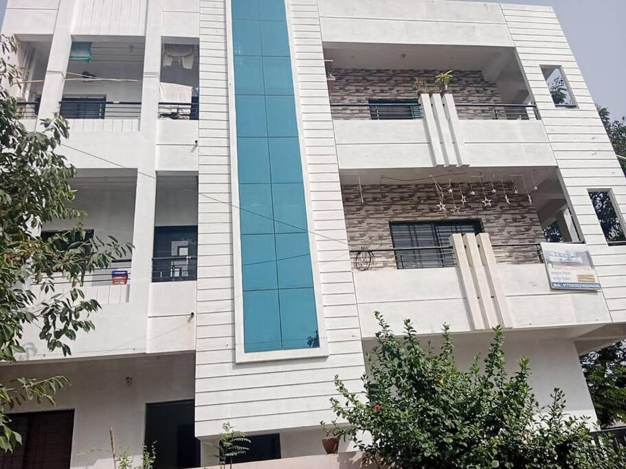 Apartament Rajlakshmi Niwas Solapur Zewnętrze zdjęcie
