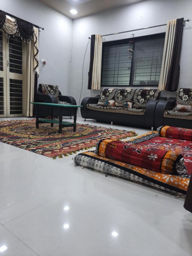 Apartament Rajlakshmi Niwas Solapur Zewnętrze zdjęcie