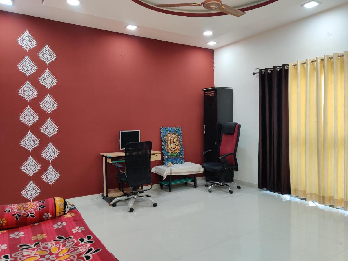 Apartament Rajlakshmi Niwas Solapur Zewnętrze zdjęcie